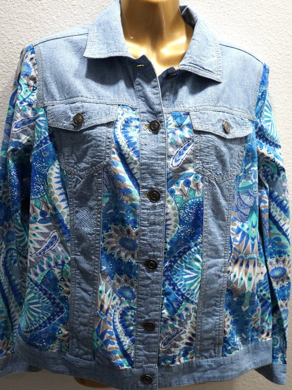 Chico's Fanciful Watercolor Pieced Chambrey Jacket size 1